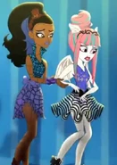 Tumblr mkluk8Oznf1qigah7o1 500.png (529 KB) Robecca helps Rochelle to her place from getting off-balance.