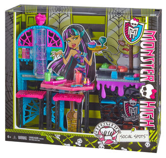 monster high doll playsets