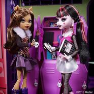 Diorama - Clawdeen and Draculaura II