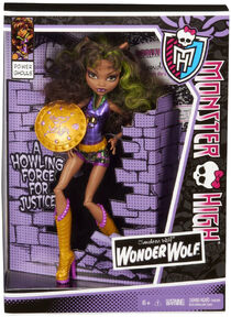 Monster High Clawdeen Wolf Fashion Doll with Purple Streaked Hair,  Signature Look, Accessories & Pet Dog Medium