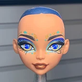 Boo-Jeweled Beauty Case Cleo