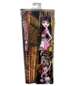 Monster-high-doll-draculaura-boo-york-mattel-chw57-chw55