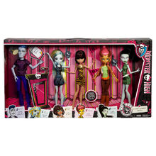 We-are-Monster-High-5-pack-2