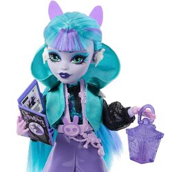 New Monster High Twyla Creepover Sleepover Party Doll G3