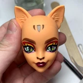 Skulltimate Secrets Neon Frights Toralei