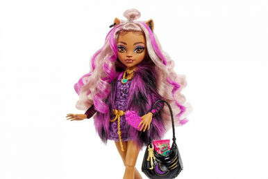 Monster High™ Clawdeen Wolf Vinyl Sticker