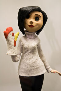 Coraline's mom