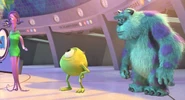 Monsters-inc-disneyscreencaps.com-2517.jpg (344 KB)