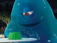 2120797-monstra-vs-vetrelci