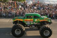 Toxic green Avenger for the Monster Jam World Finals 8.