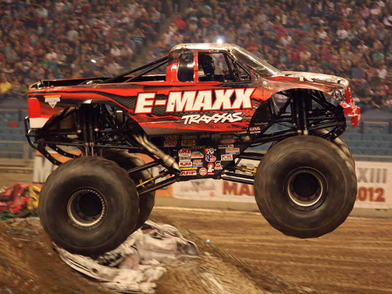 monster x maxx truck