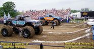 Bigfoot 14 vs. Blue Thunder at the USHRA sanctioned Ford 100th Anniversary event in 2003.