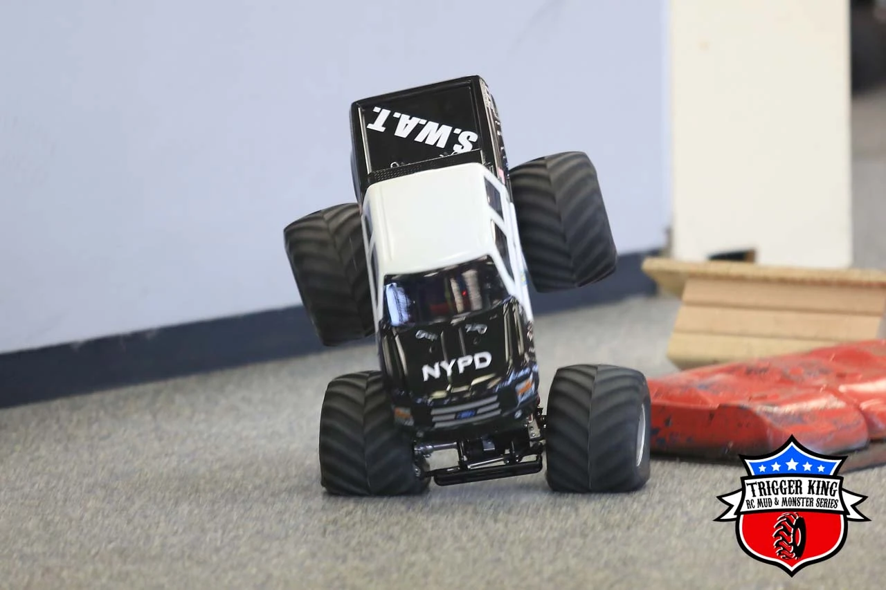 NYPD S.W.A.T. (R/C) | Monster Trucks Wiki | Fandom