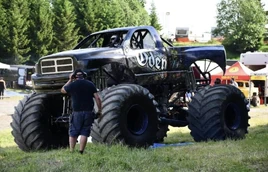 447484961 1005780371548854 423865051565640158 n