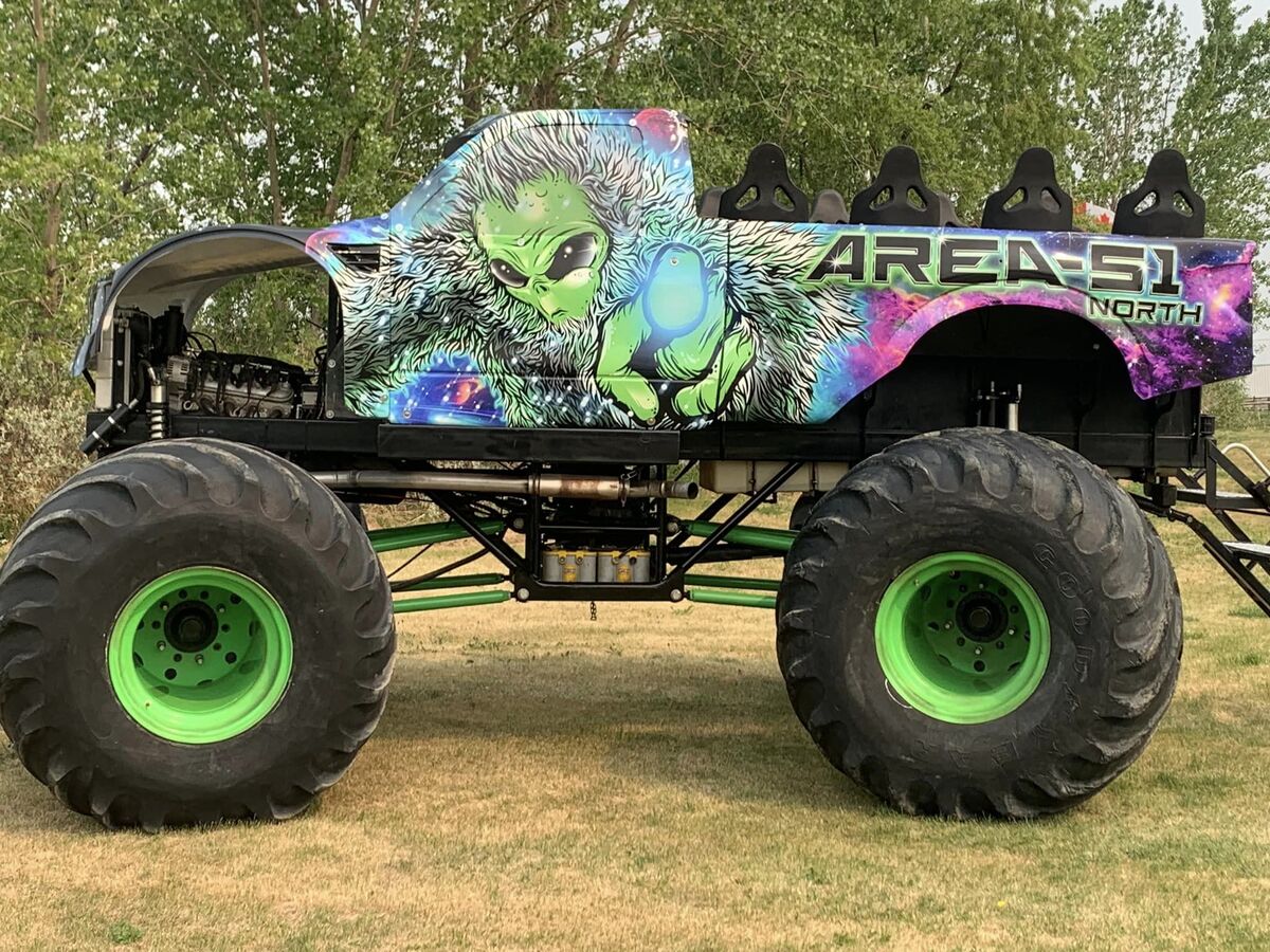 Unknown] Cool monster truck I seen : r/spotted