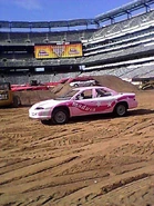 67185090 2287210884660991 1379353198359216128 n.jpg (84 KB) Madusa crush car.