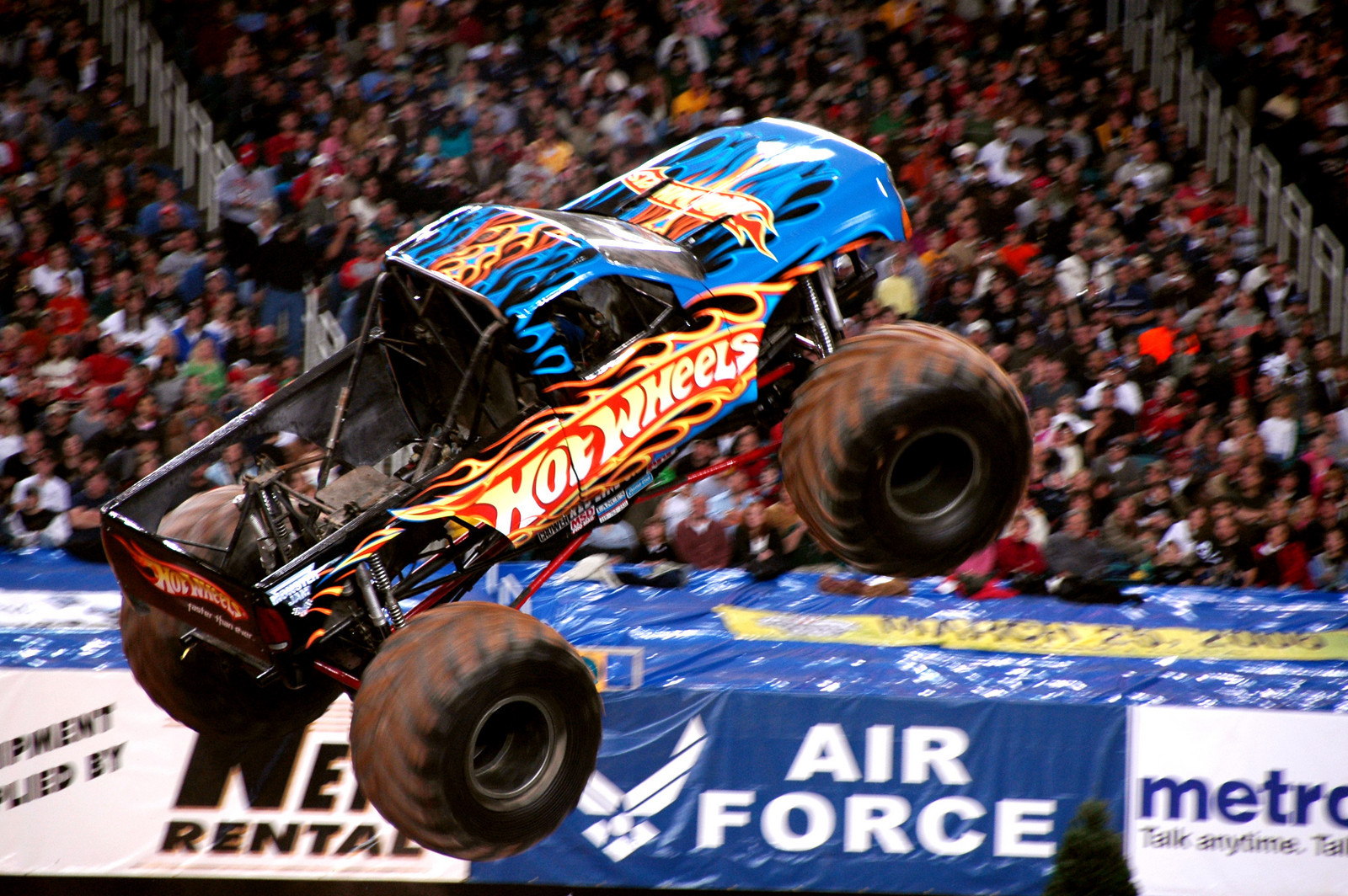 monster truck hot wheels show