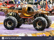 New-orleans-la-usa-20th-feb-2016-zombie-hunter-monster-truck-in-action-FGNB6D