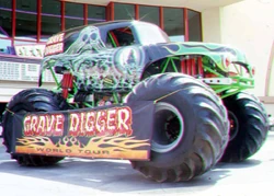 Lot De 10 Camions Grave Digger Hot Wheels - Occasion