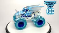 Spin Master 1:64 scale Bakugan Dragonoid Ice.