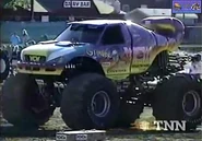 Bgftstngr214a.jpg (59 KB) With the 3D eyes visible.