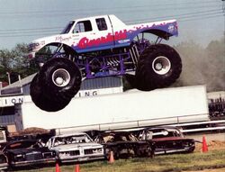 Extreme Monster Truck