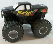 PlanetToysBigfoot.jpg (153 KB)