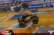 Arlington-monster-jam-2015-001.jpg (339 KB)