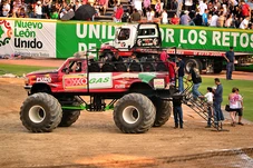 5808b511228803.560313b3d6848