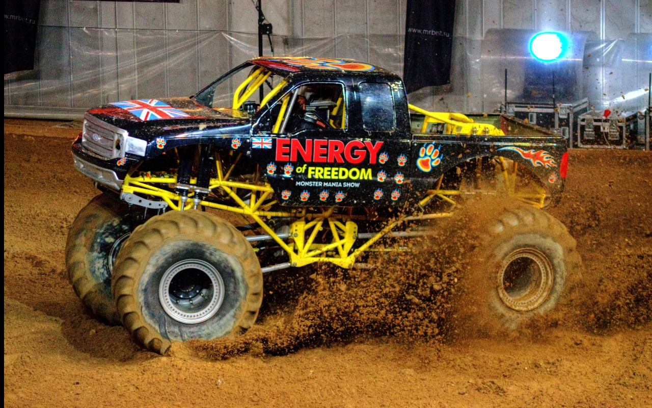 Monster Energy, Monster Trucks Wiki