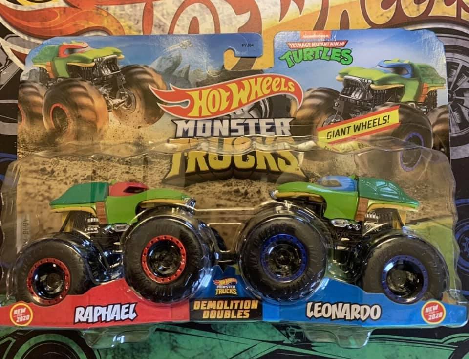 Hot Wheels Monster Trucks Oversized Teenage Mutant Ninja Turtles