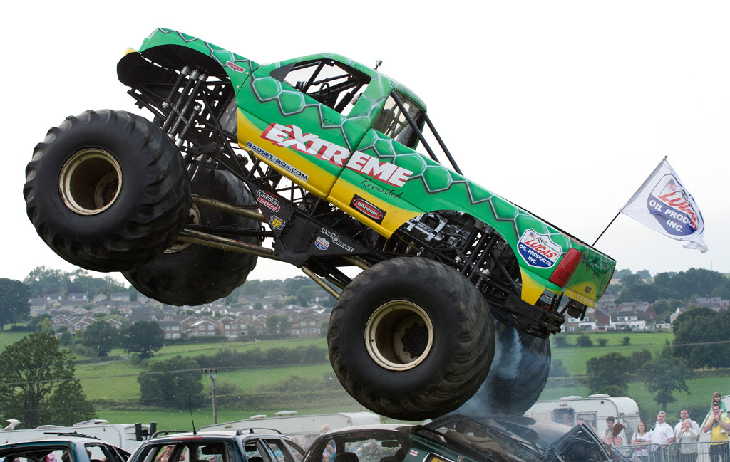 Monster Jam Stunt Truck, Monster Trucks Wiki