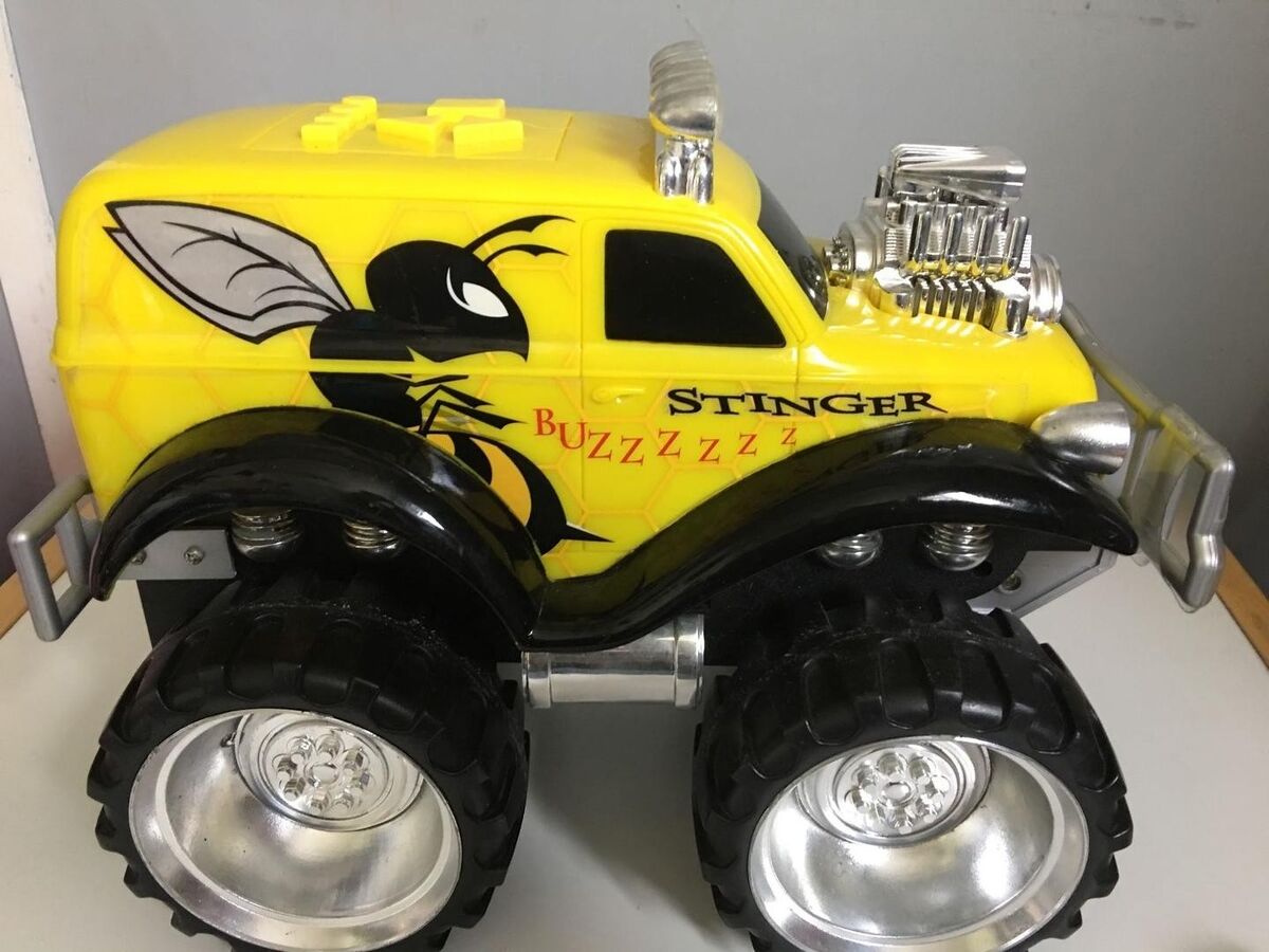 Stinger (Road Rippers) Monster Trucks Wiki Fandom