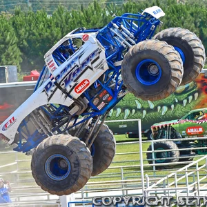 xtermigator monster truck toy