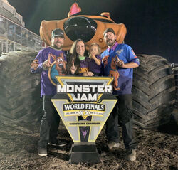 Linsey Read, Monster Trucks Wiki