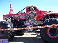 Captain's Curse at its debut at Monster Jam World Finals VIII, circa 2007