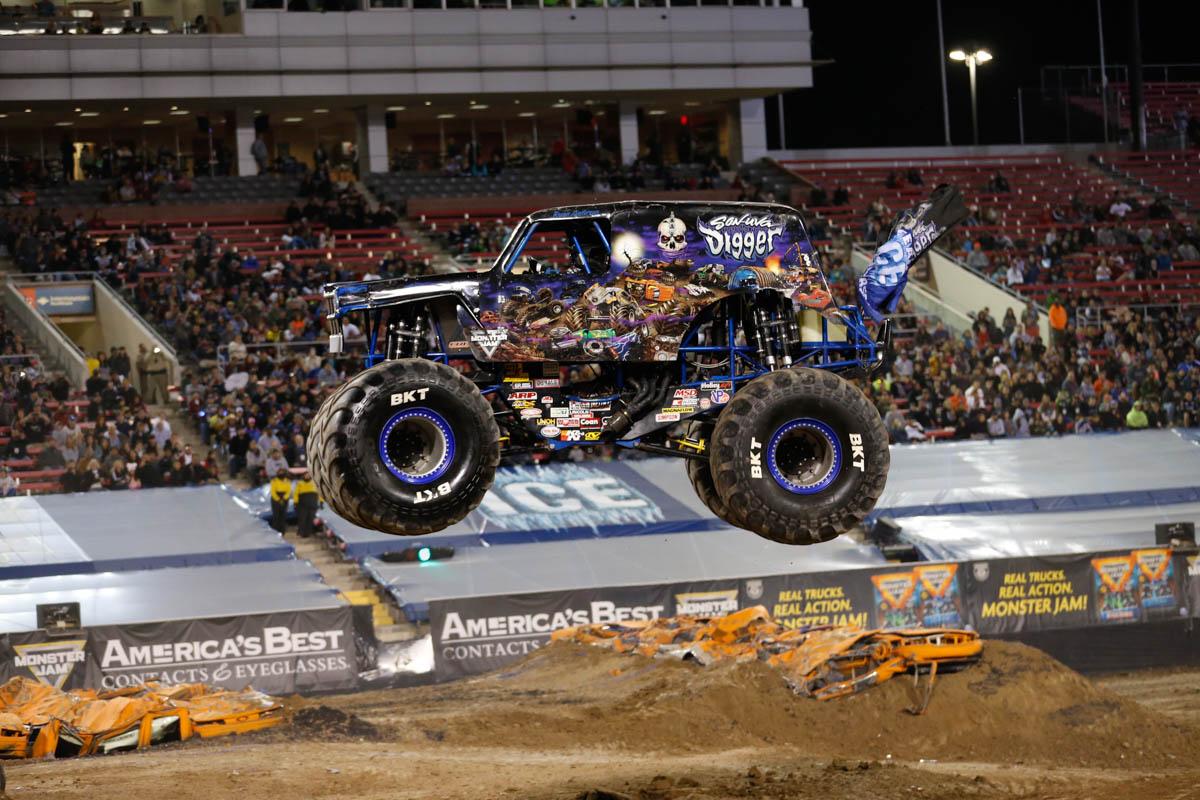 New Monster Jam Truck! Monster Jam Announces New Partnership with JCB