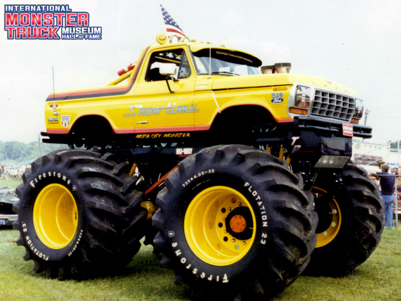 Showtime monster truck: Michigan man re-creates one of the coolest