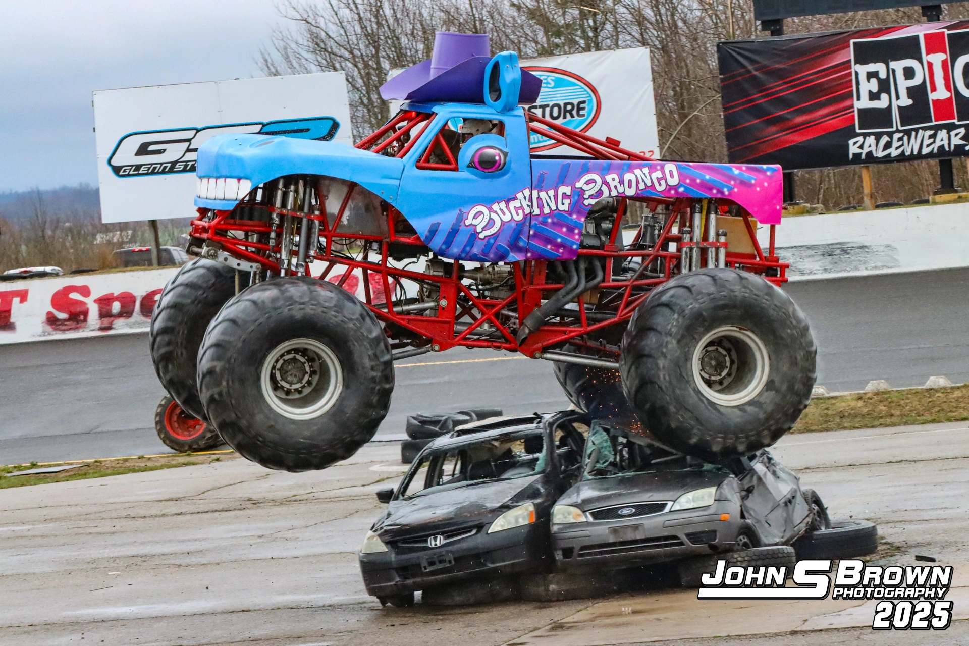 Bucking Bronco | Monster Trucks Wiki | Fandom