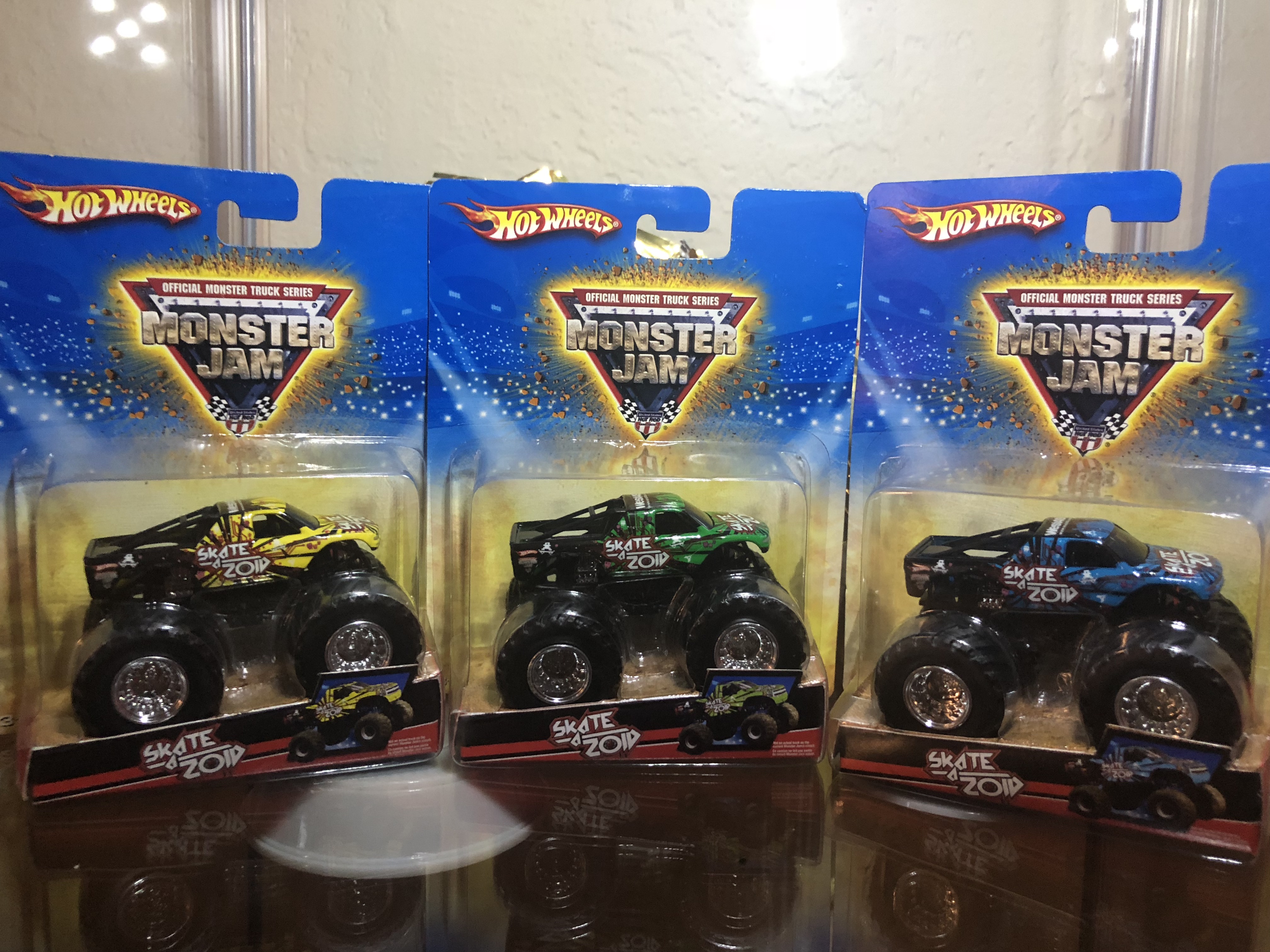Skate-A-Zoid | Monster Trucks Wiki | Fandom Skate-A-Zoid | Monster Trucks Wiki | Fandom