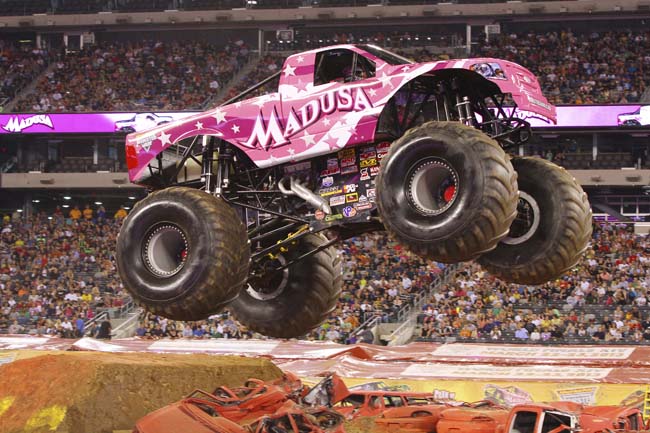 Madusa truck Monster Trucks Wiki Fandom