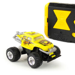 Air hogs thunder trucks top