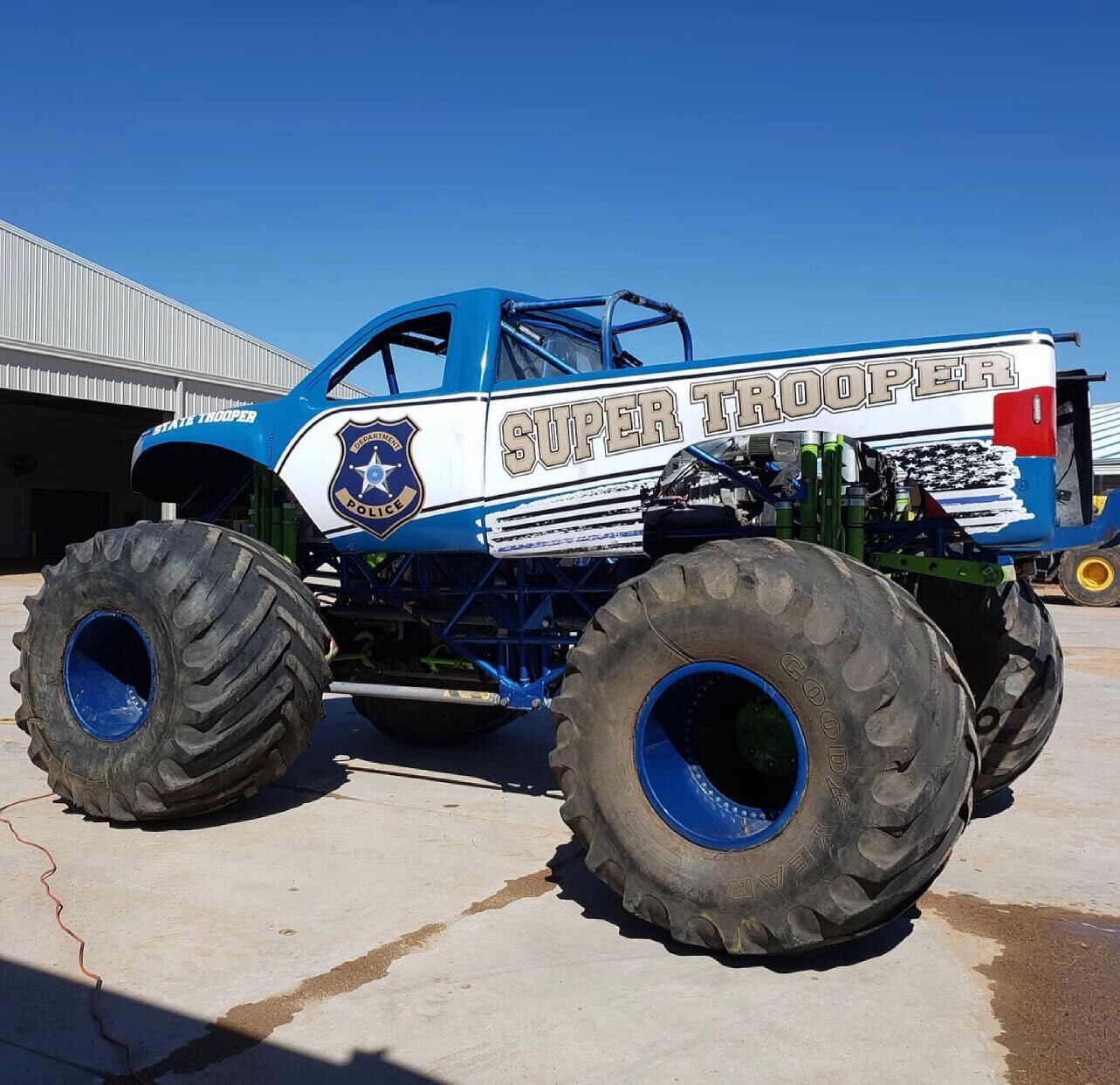 Monster Jam: Maximum Destruction, Monster Trucks Wiki