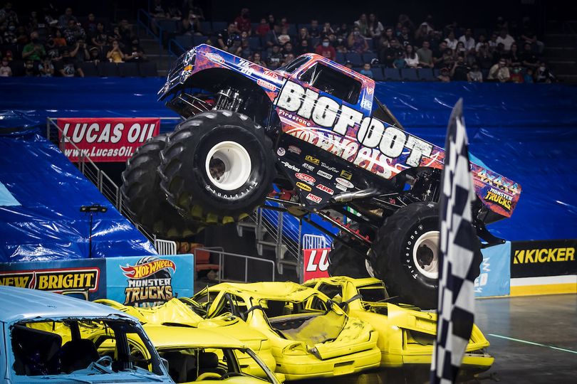 Bigfoot is real! Driving the original monster truck