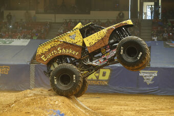 hot wheels monster jam earthshaker
