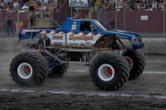 Monster-truck-equalizer-competing-at-the-monster-truck-challenge-at-B4YFCC.jpg (537 KB)
