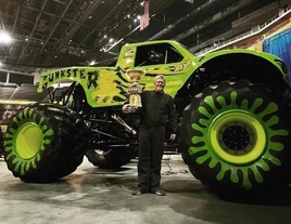 Bigfoot 23 as Gunkster