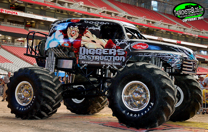 Crushstation, Monster Trucks Wiki