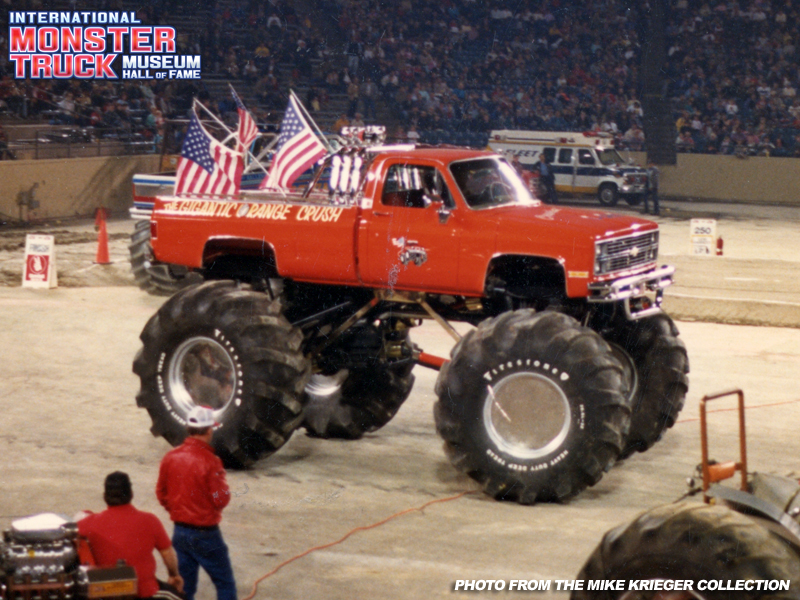 Gigantic Orange Crush Monster Trucks Wiki Fandom