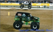 000-0-0-0-0-Screenshot 2021-05-14 042839 (2).png (872 KB) Grave Digger 3 vs. Outlaw in Orlando, Florida 1997.